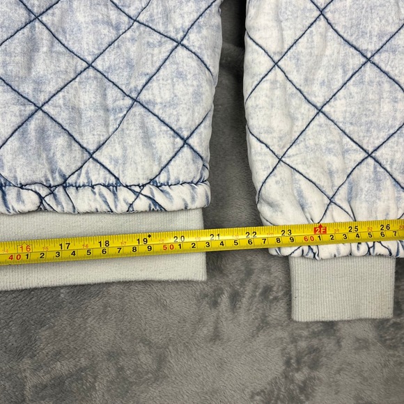 BLANKNYC Quilted Acid Wash Denim Bomber Jacket Women's XL Blue - Picture 9 of 11